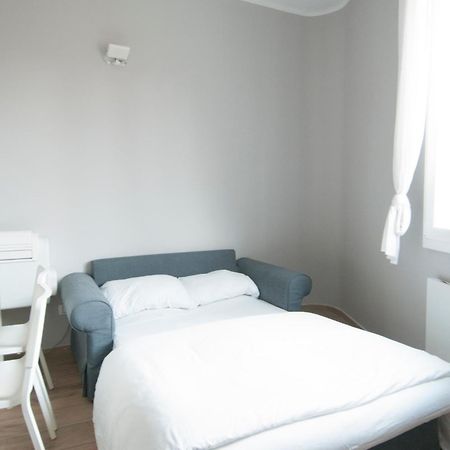 Blanco Apartment - Ambrogiohost Болонья Экстерьер фото