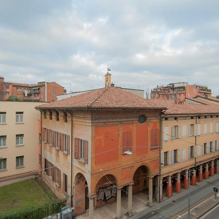 Blanco Apartment - Ambrogiohost Болонья Экстерьер фото