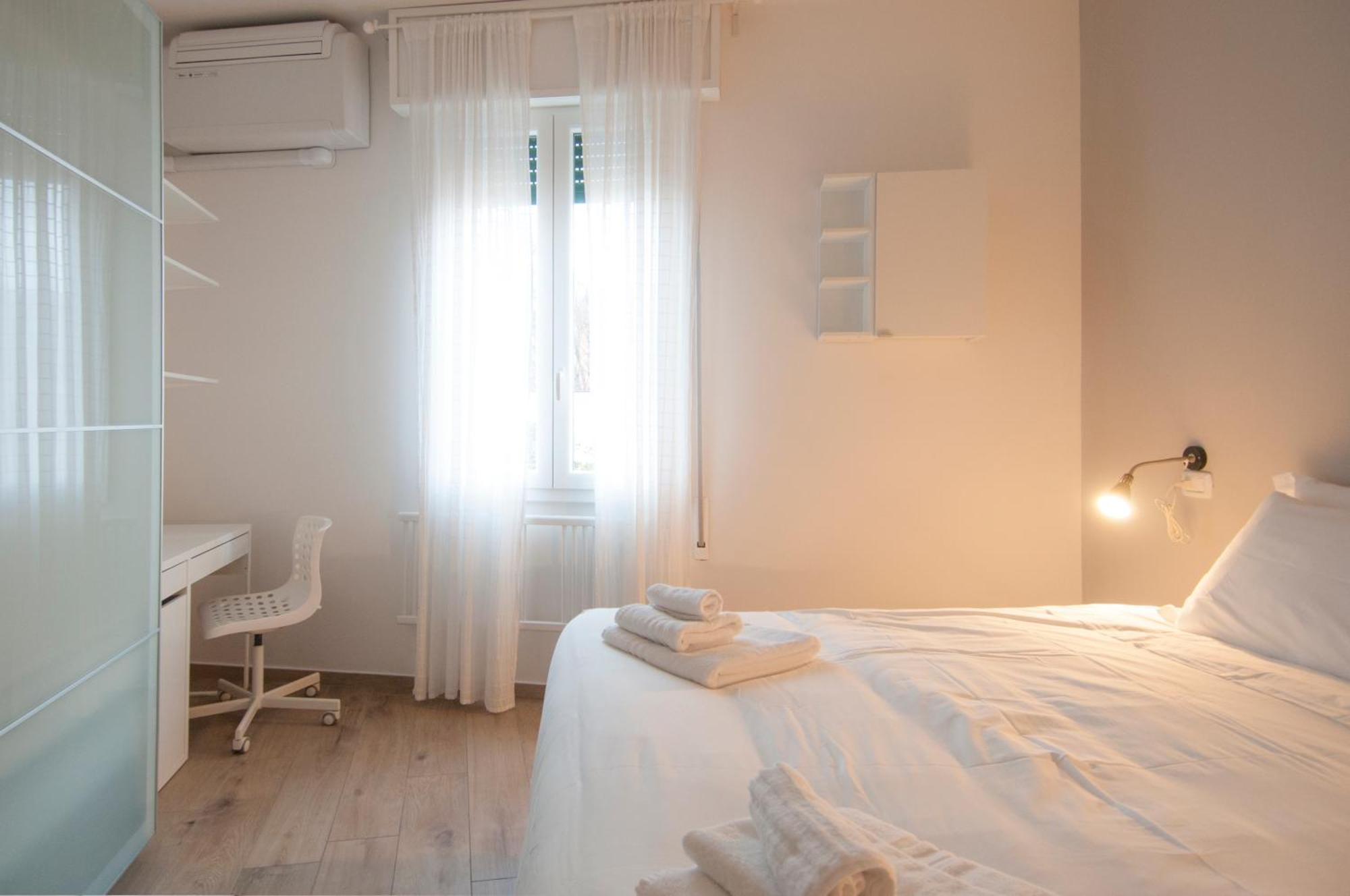 Blanco Apartment - Ambrogiohost Болонья Экстерьер фото