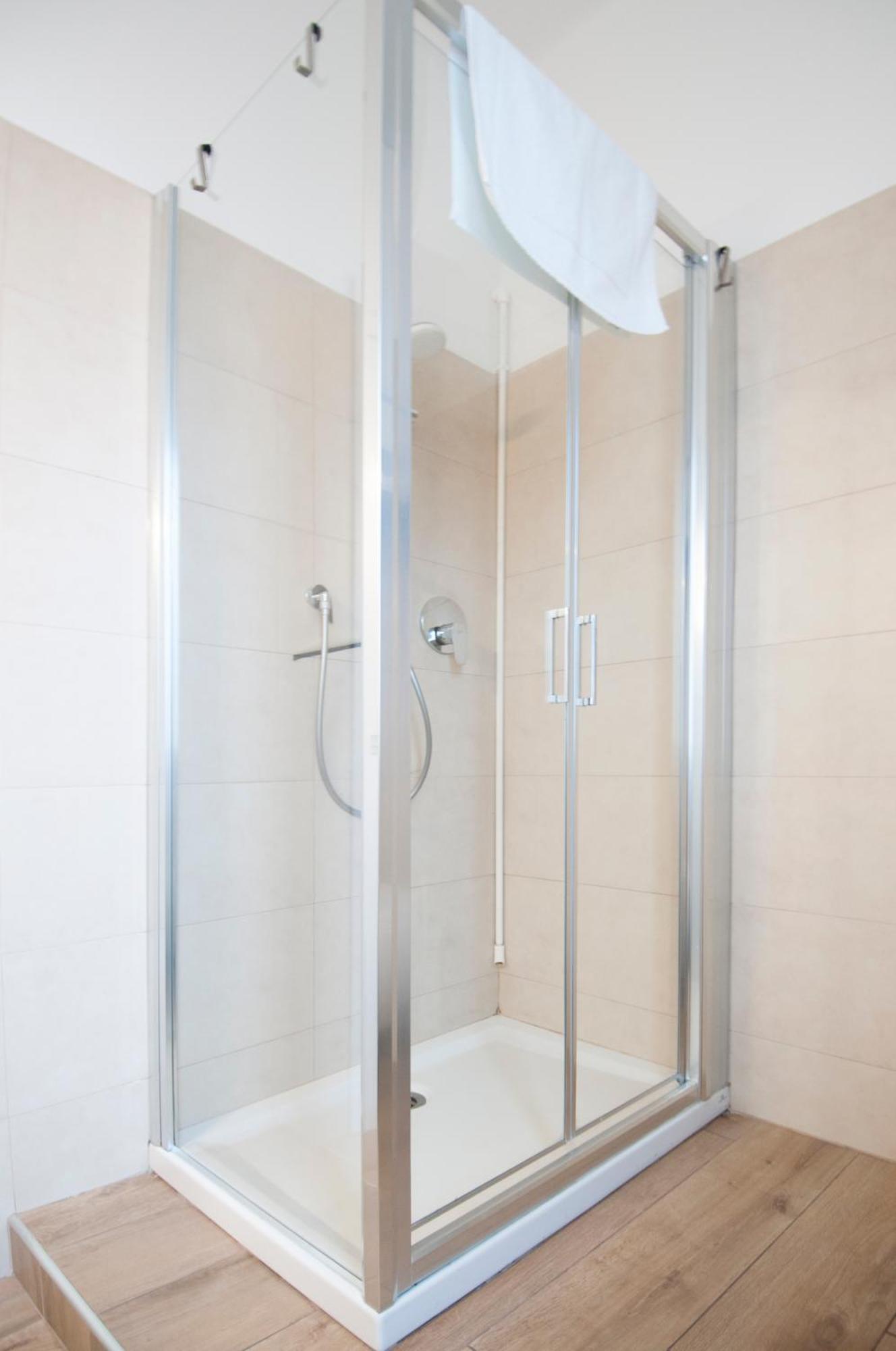 Blanco Apartment - Ambrogiohost Болонья Экстерьер фото